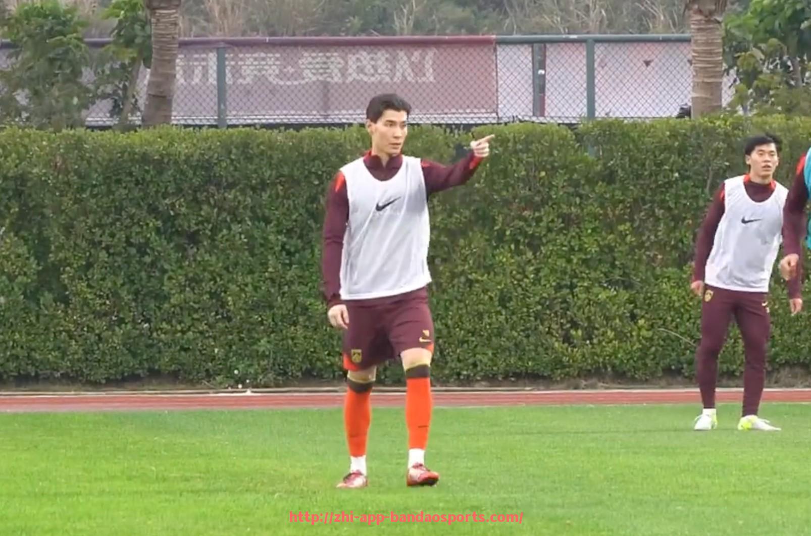 半岛体育app-法甲马赛洛佩斯：马赛新星洛佩斯的成长与未来潜力